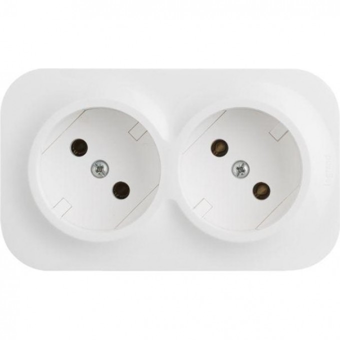 Розетка LEGRAND Quteo 16А IP20 250В 2х2P белая 782231